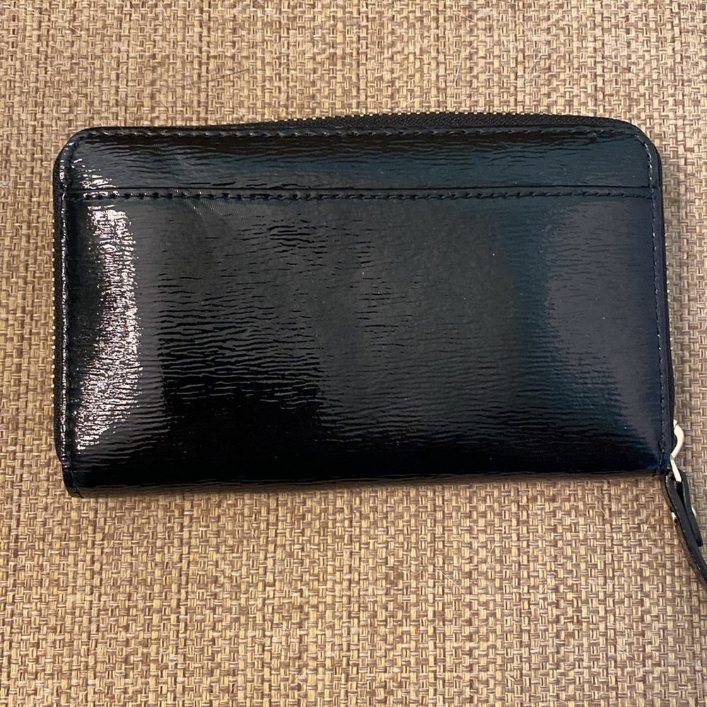 Kate Spade - Picture 2 of 4